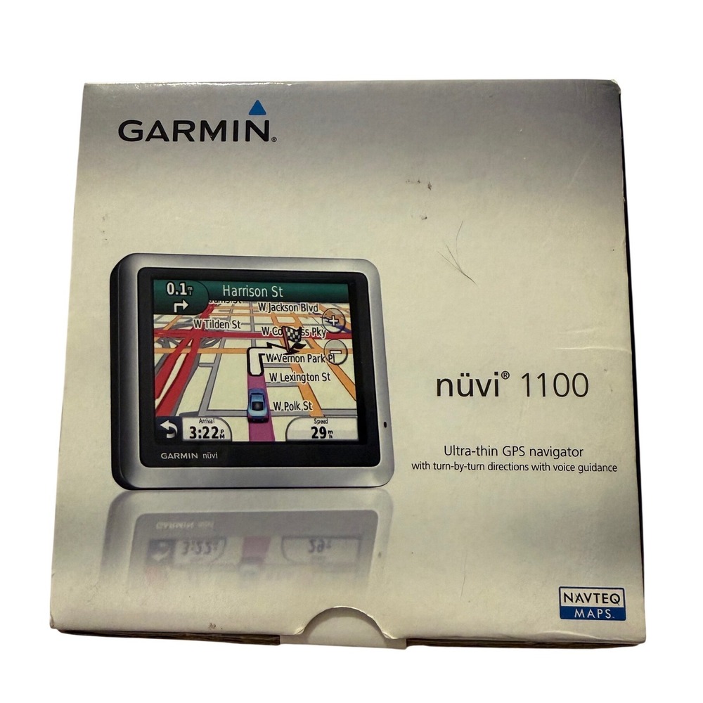 Garmin nuvi 1100 Portable GPS Navigator 3.5-Inch Touchscreen USA Maps Silver‎